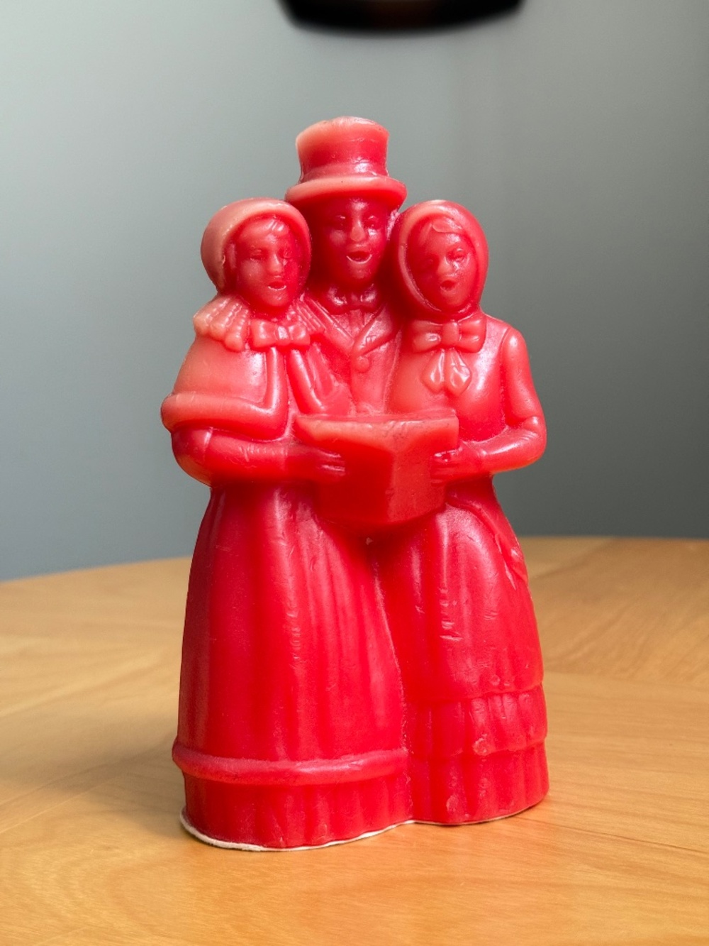Vintage c1971 Christmas Carollers Decorative 7" Red Wax Candle by AVON - Picture 2 of 11